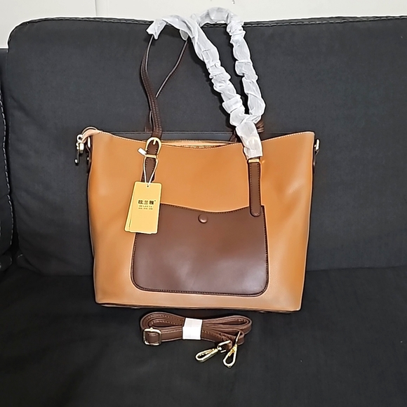 Large Leather Tote - Picture 1 of 4